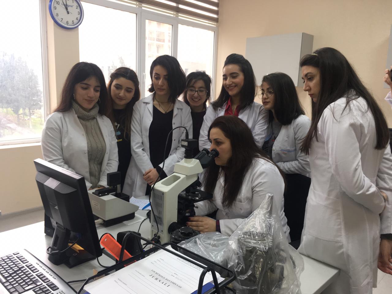 Students of “SABAH” group of Baku State University practice at the Institute of Biophysics of ANAS