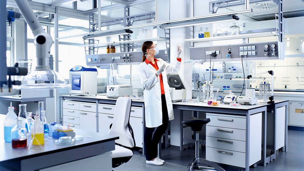 AMEA-nın Biofizika İnstitutunda elmi tədqiqat işləri yeni laboratoriya avadanlıqları ilə aparılır