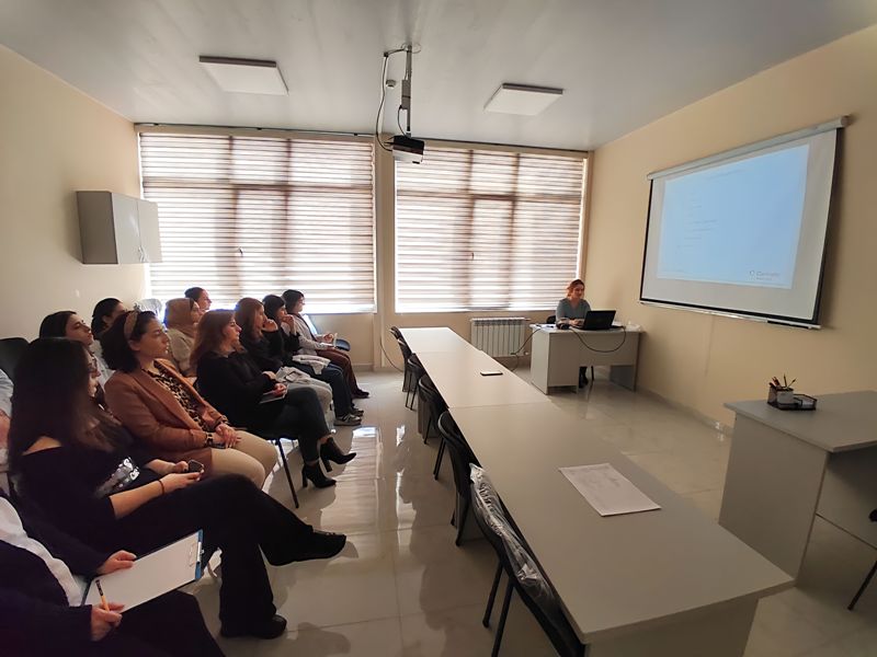 Biofizika İnstitutunda maarifləndirici seminar keçirilib